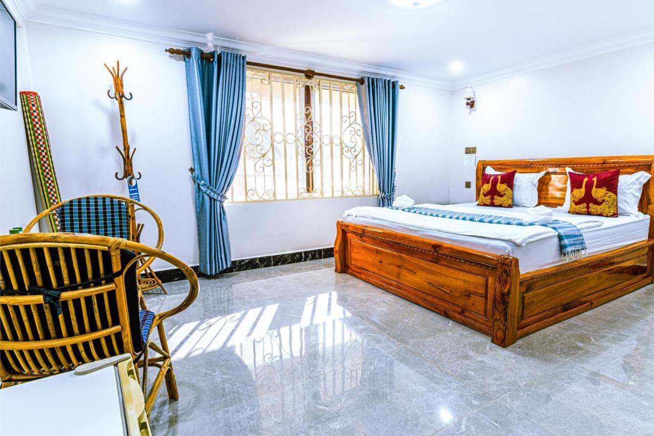Seagull Guesthouse Kampot Buitenkant foto