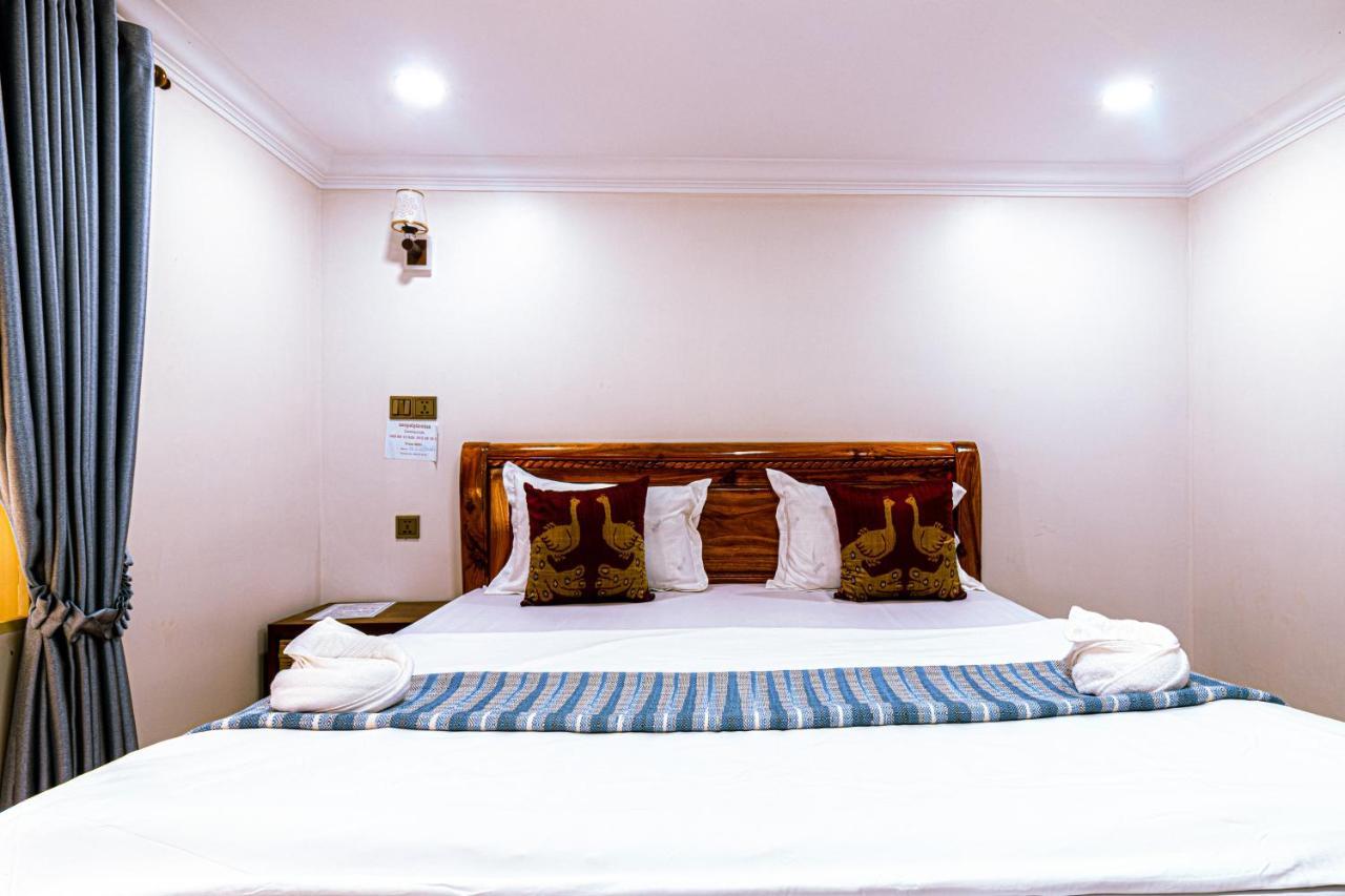 Seagull Guesthouse Kampot Buitenkant foto